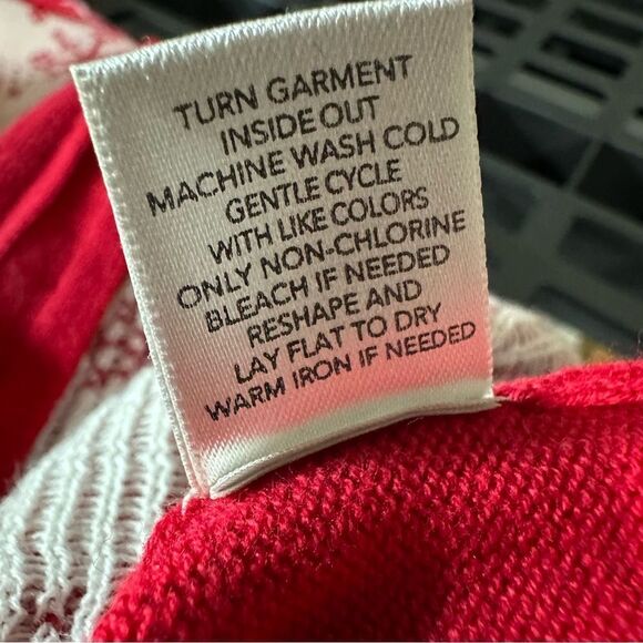 Christopher & Banks Zip Up Knit Holiday Sweater Vest Red Snowflake Size SP - Picture 8 of 9